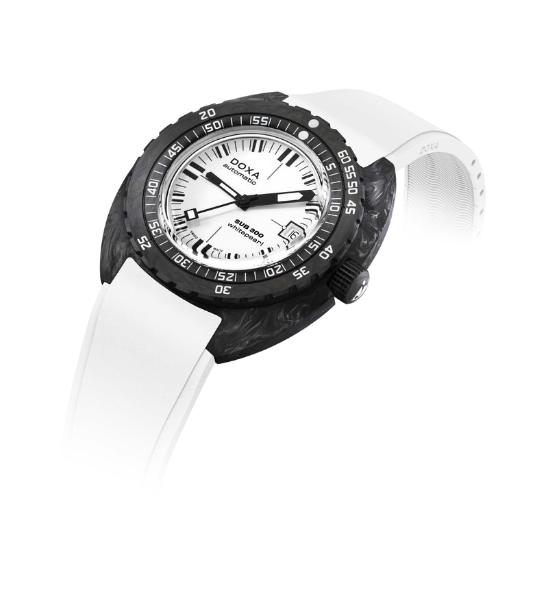 DOXA SUB 300 Carbon Whitepearl Rubber Strap 822.70.011.23