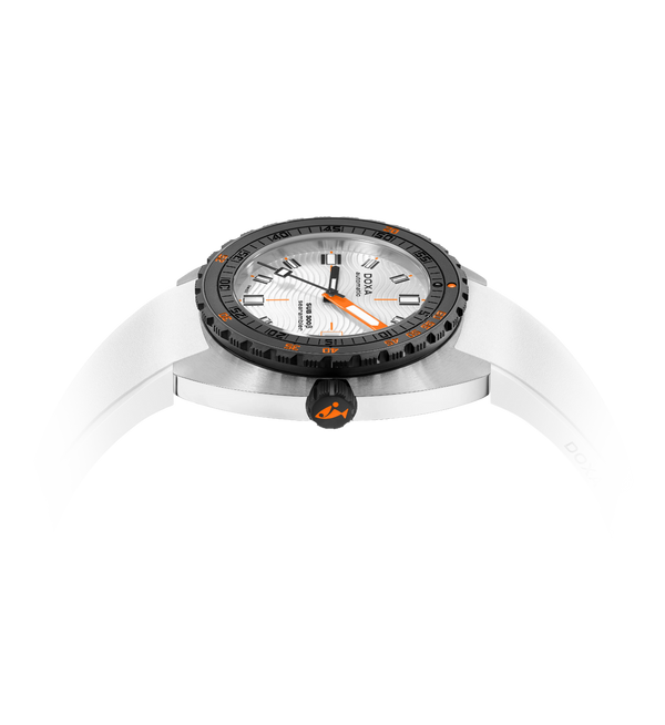 DOXA SUB 300 Beta Searambler Stainless Steel Rubber Strap 830.10.021.23