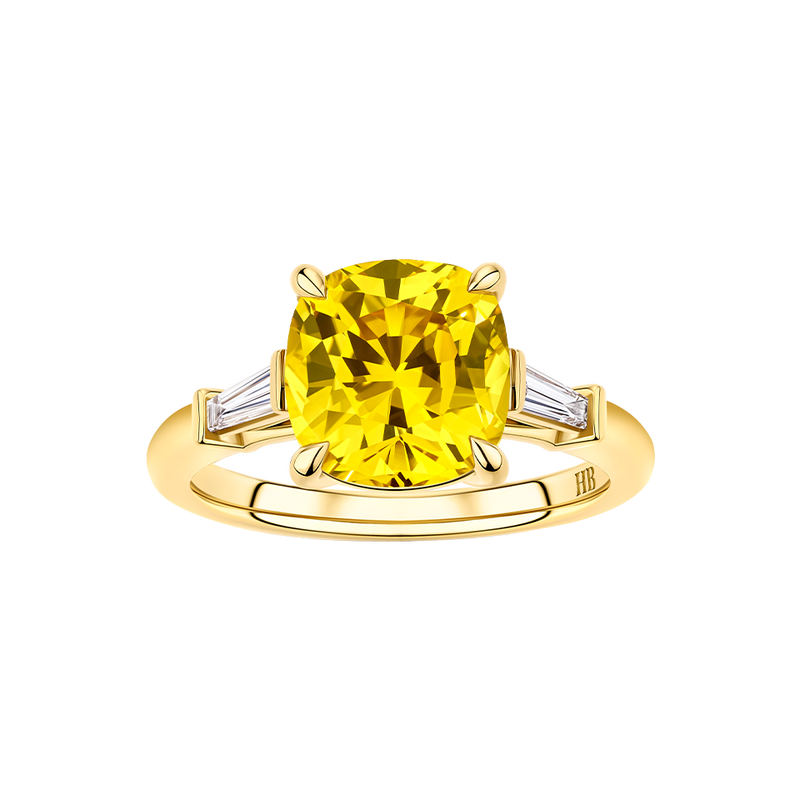 4.65ct Golden Sapphire 0.14ct Diamond Ring in 18ct Yellow Gold