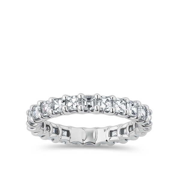 Diamond Ring in Platinum